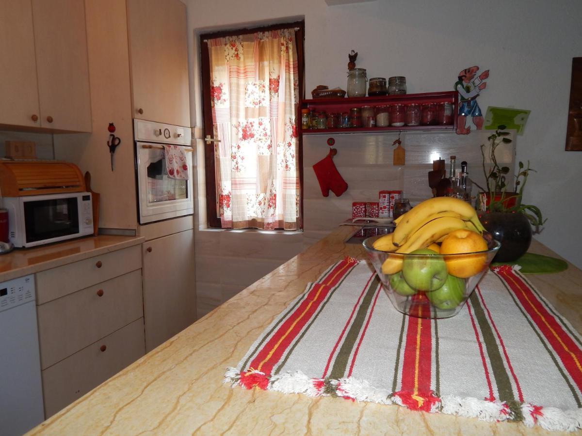 Impeccable Apartment With View In Dolna Matka Szkopje Kültér fotó